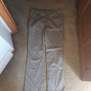 Chinos/Khakis